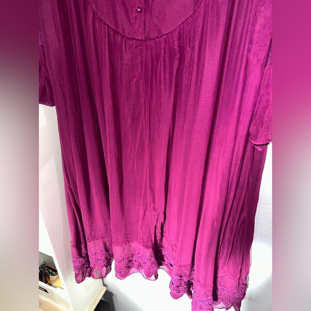 Elegant Lace Detail Women's Top - Purple magenta - Picture 9 of 11